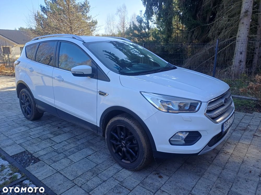 Ford Kuga 1.5 EcoBoost 2x4 Trend - 2