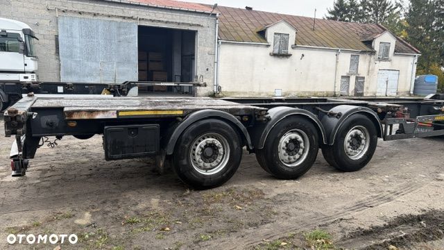 Schwarzmuller SC       3/E - 2