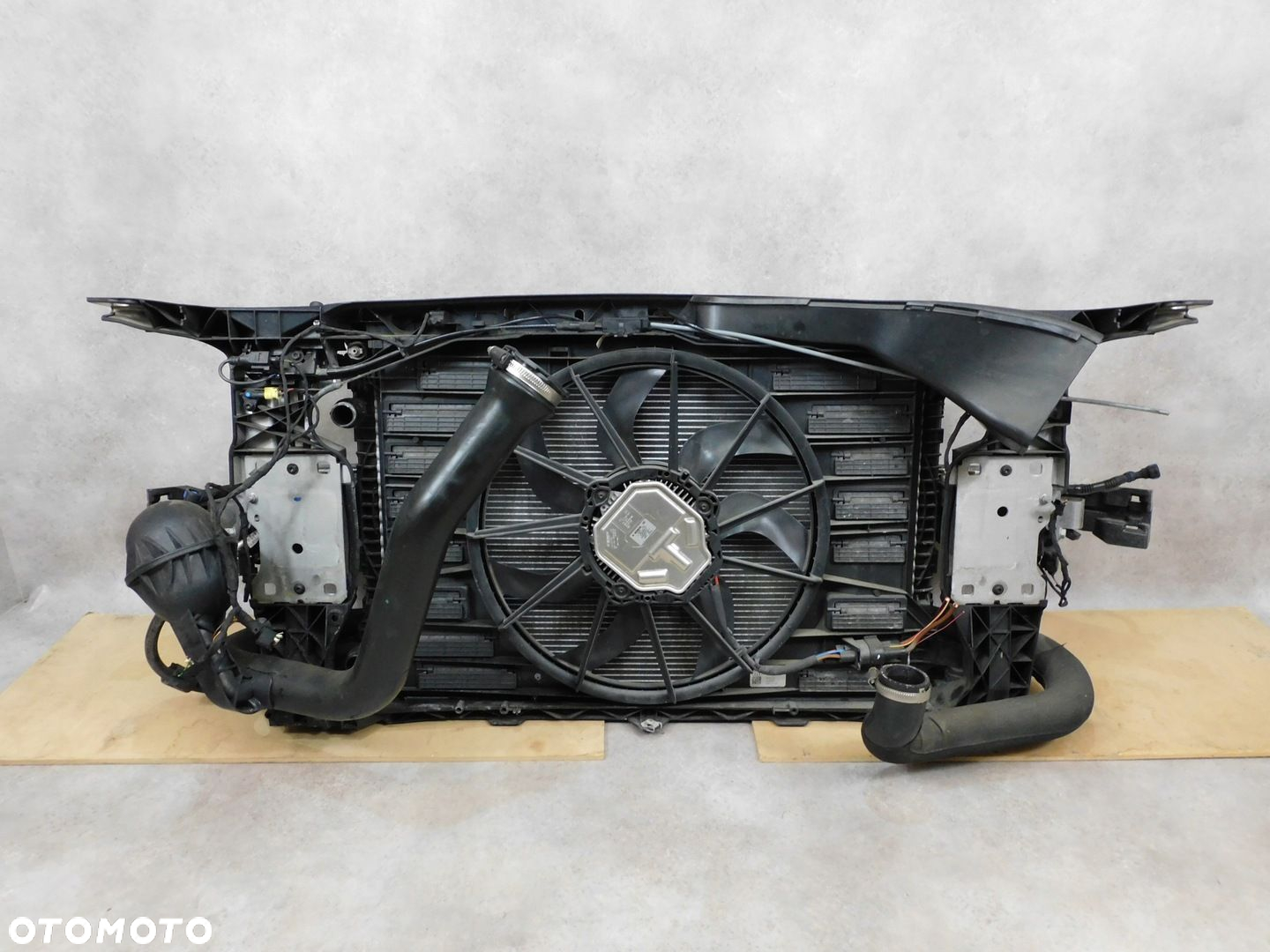 AUDI A4 B9 8W KOMPLETNY PRZÓD ZDERZAK LAMPY MASKA PAS - 11