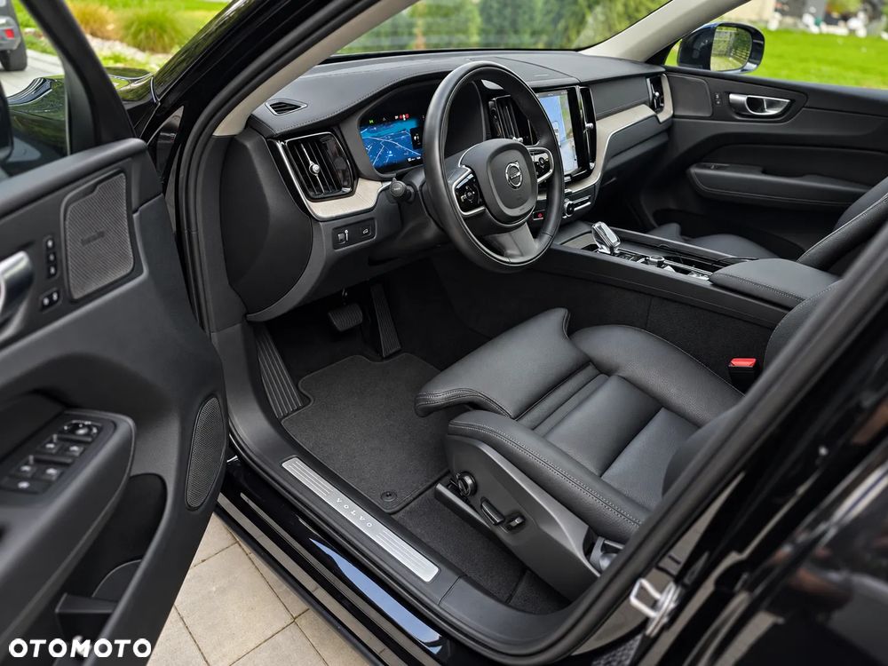 Volvo XC 60 B4 D Inscription - 17