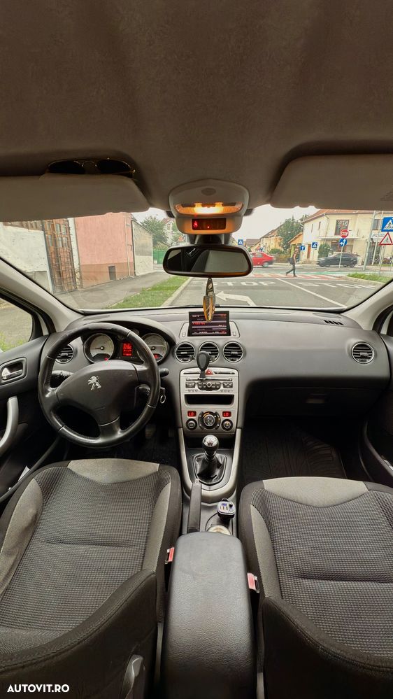Peugeot 308 1.6 e-HDI FAP STT Active - 8