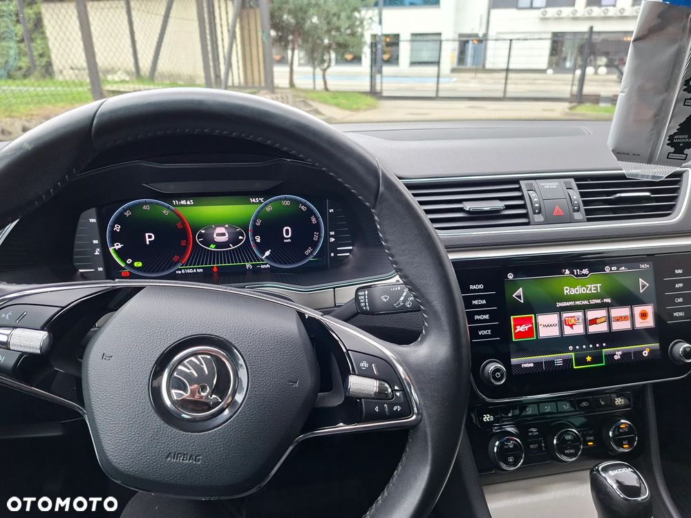 Skoda Superb 2.0 TDI SCR Style DSG - 18