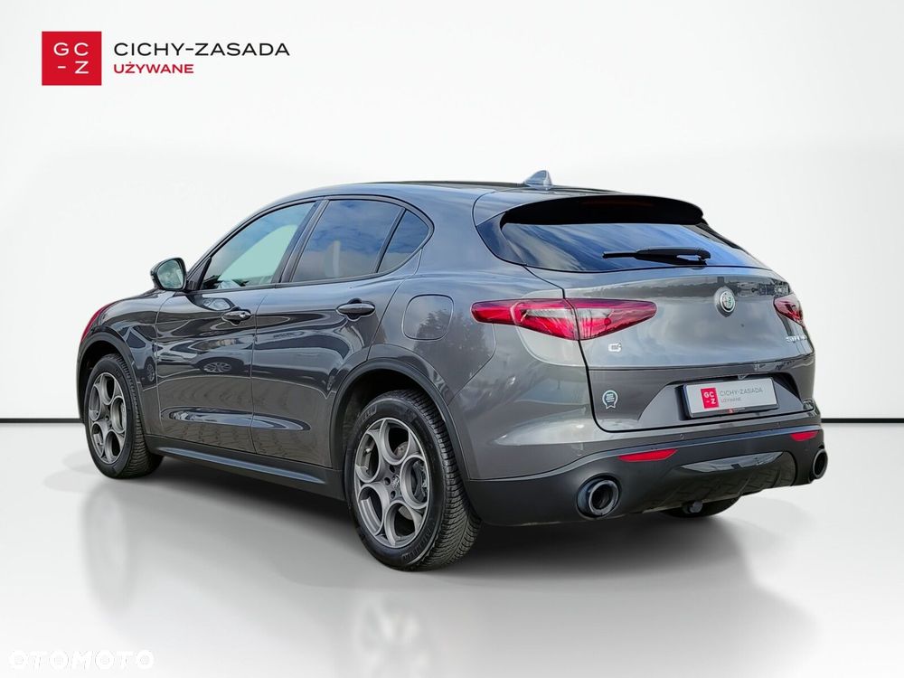Alfa Romeo Stelvio 2.0 Turbo TI Q4 - 3