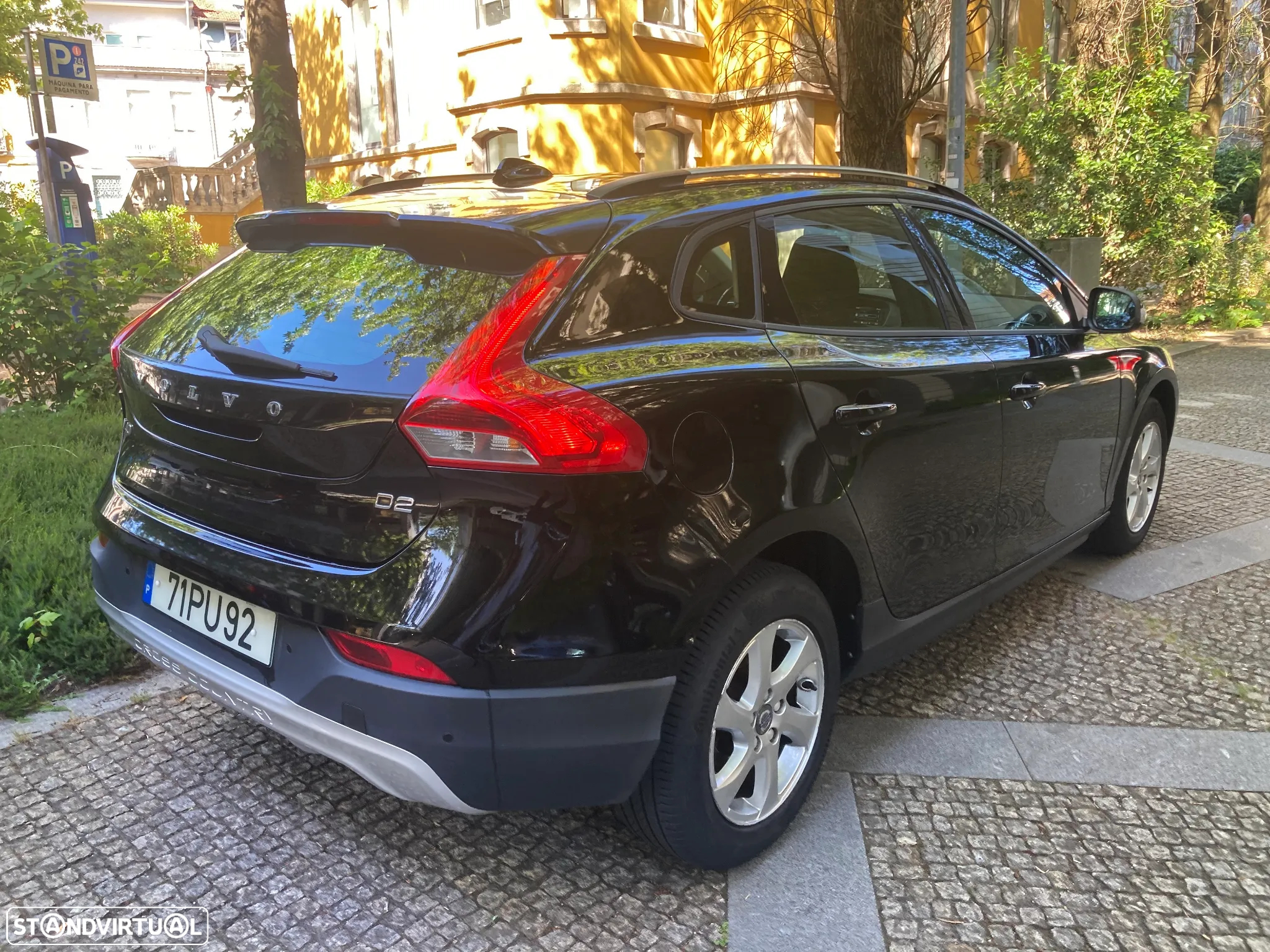 Volvo V40 Cross Country 1.6 D2 Kinetic - 5