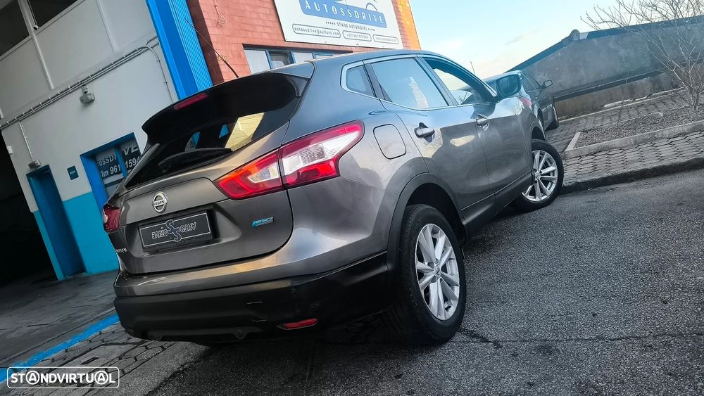 Nissan Qashqai 1.5 dCi Acenta RS+EPI - 12