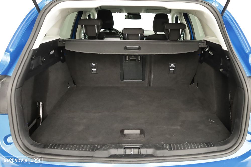 Ford Focus SW 1.0 EcoBoost MHEV Active X - 23