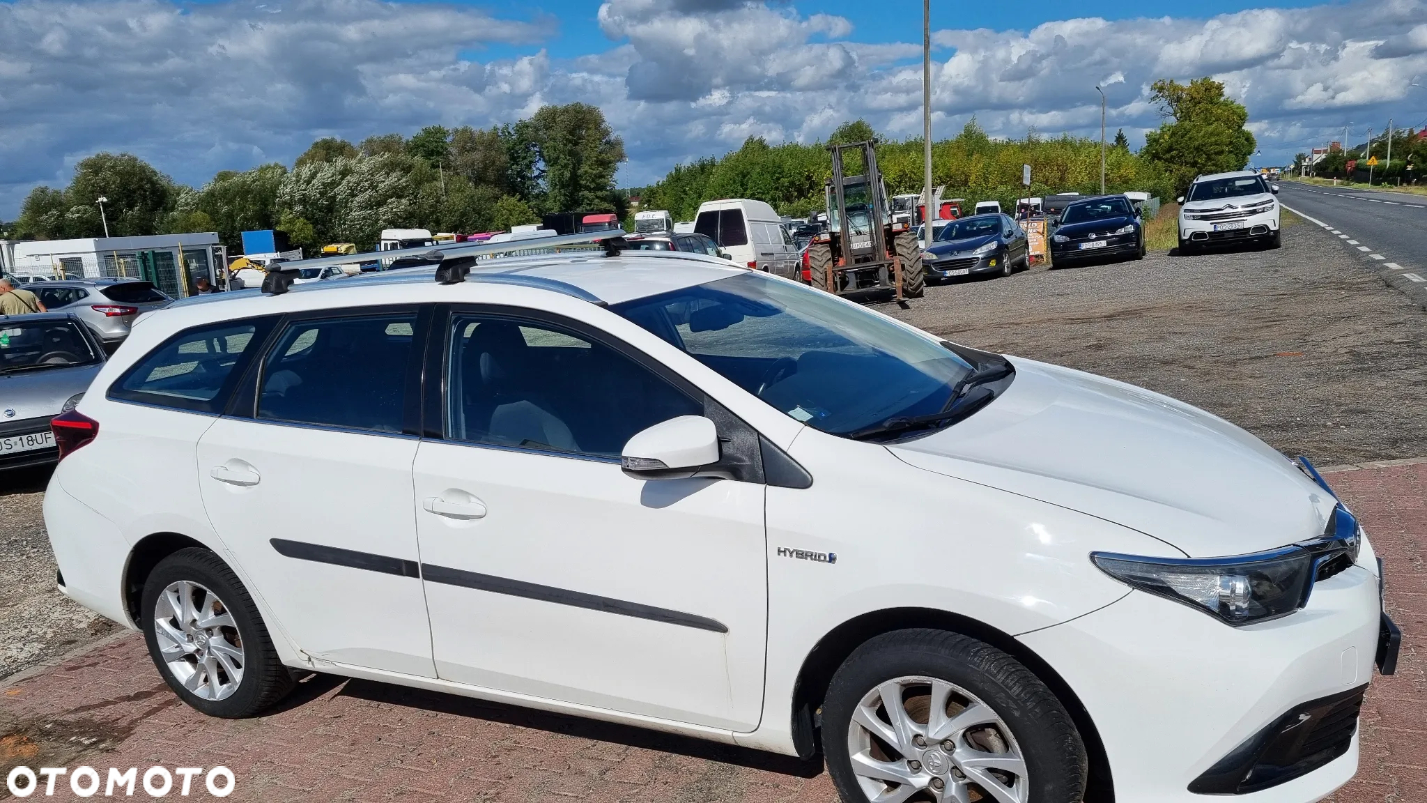 Toyota Auris 1.8 VVT-i Hybrid Automatik Comfort - 12