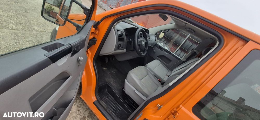 Volkswagen Transporter - 5