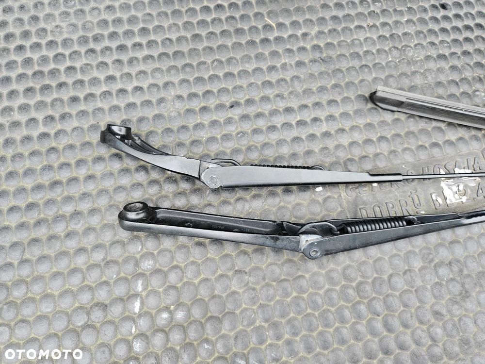 Ramiona 8K1955407 8K1955408 Ramie Wycieraczki Przod Przednie Europa Komplet Audi A4 B8 A5 - 14