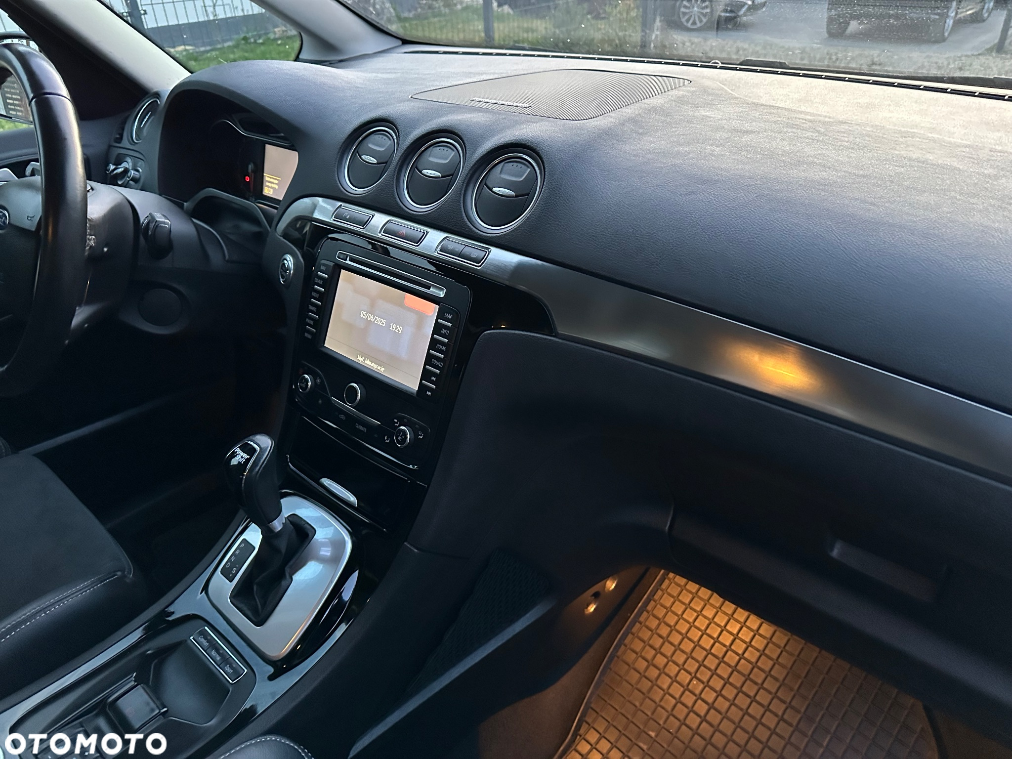 Ford Galaxy 2.0 T Platinium X (Titanium) - 33