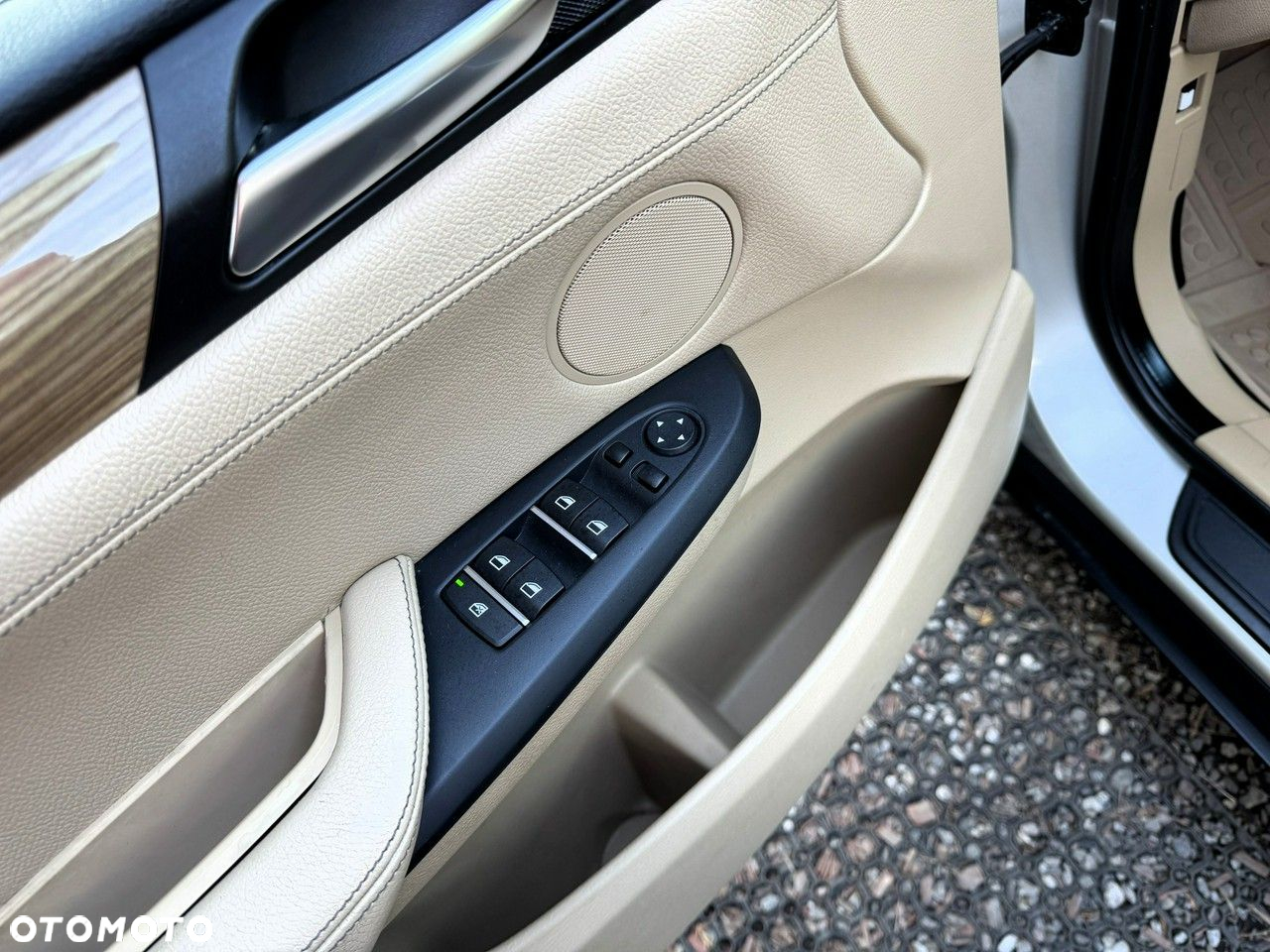 BMW X3 xDrive35i - 14