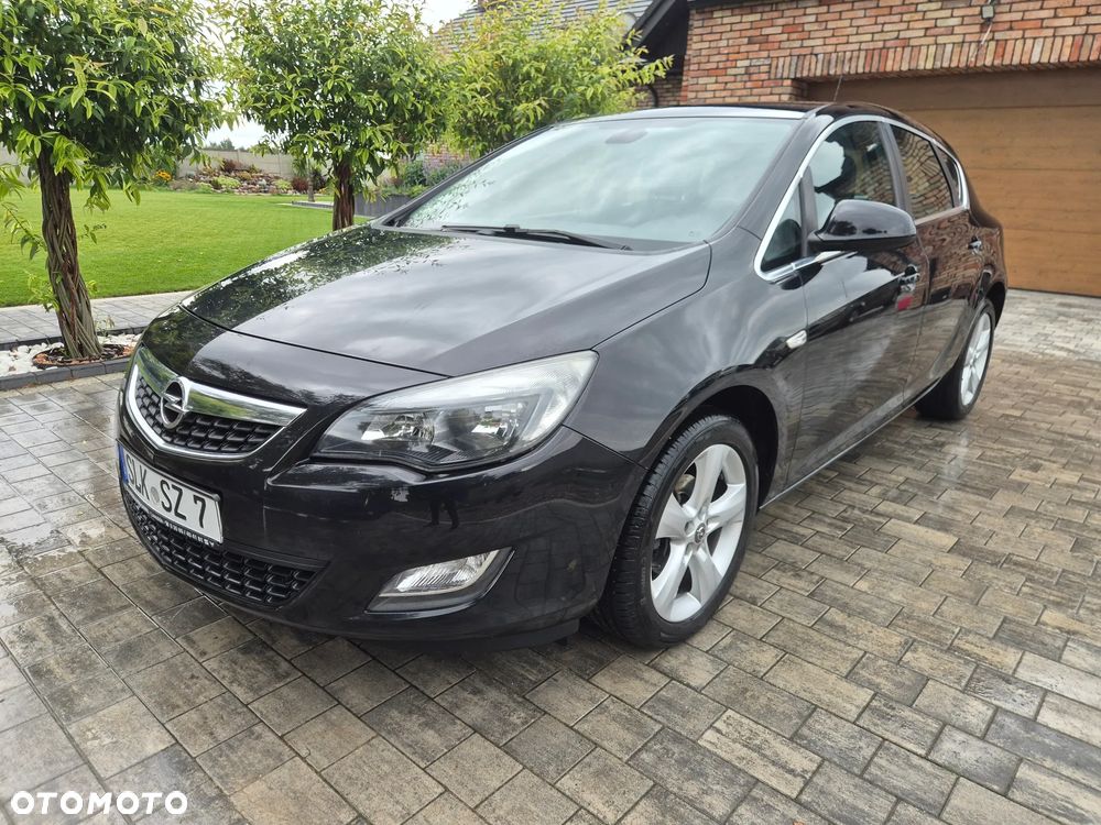 Opel Astra 1.4 T Cosmo - 1