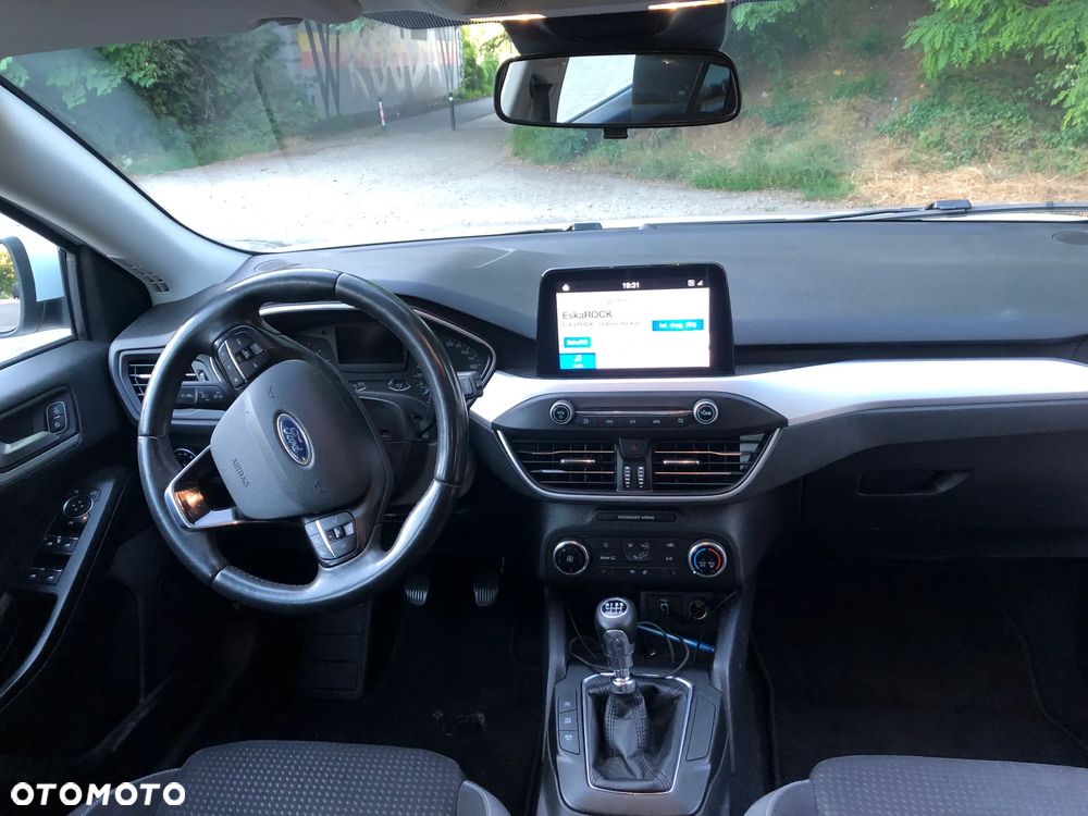 Ford Focus 1.5 EcoBlue Connected - 14