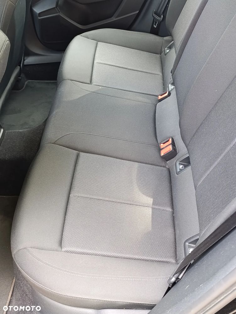 Audi A3 Limousine 35 TFSI mHEV S tronic - 17