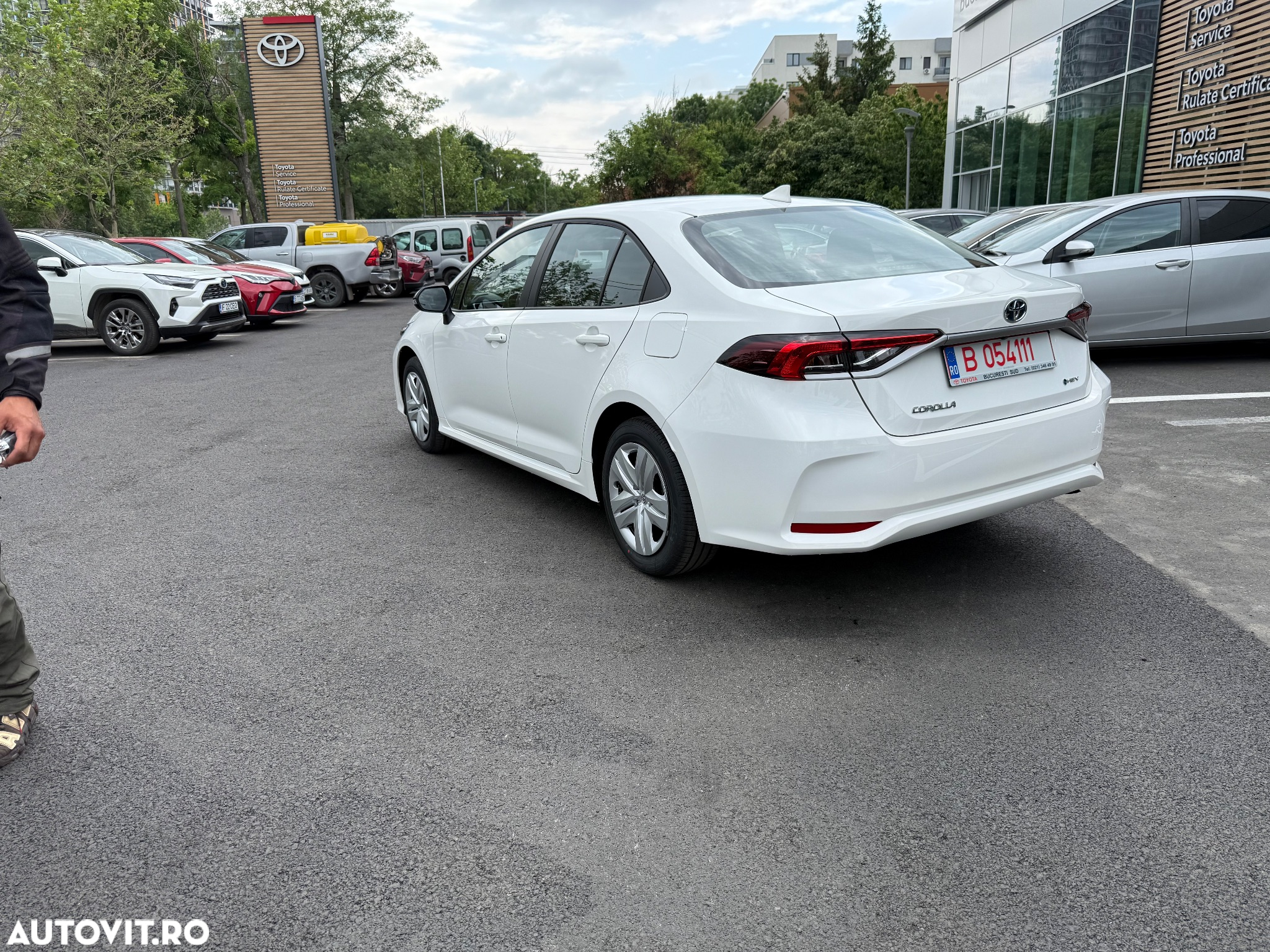 Toyota Corolla Sedan 1.8 HEV Eco - 10