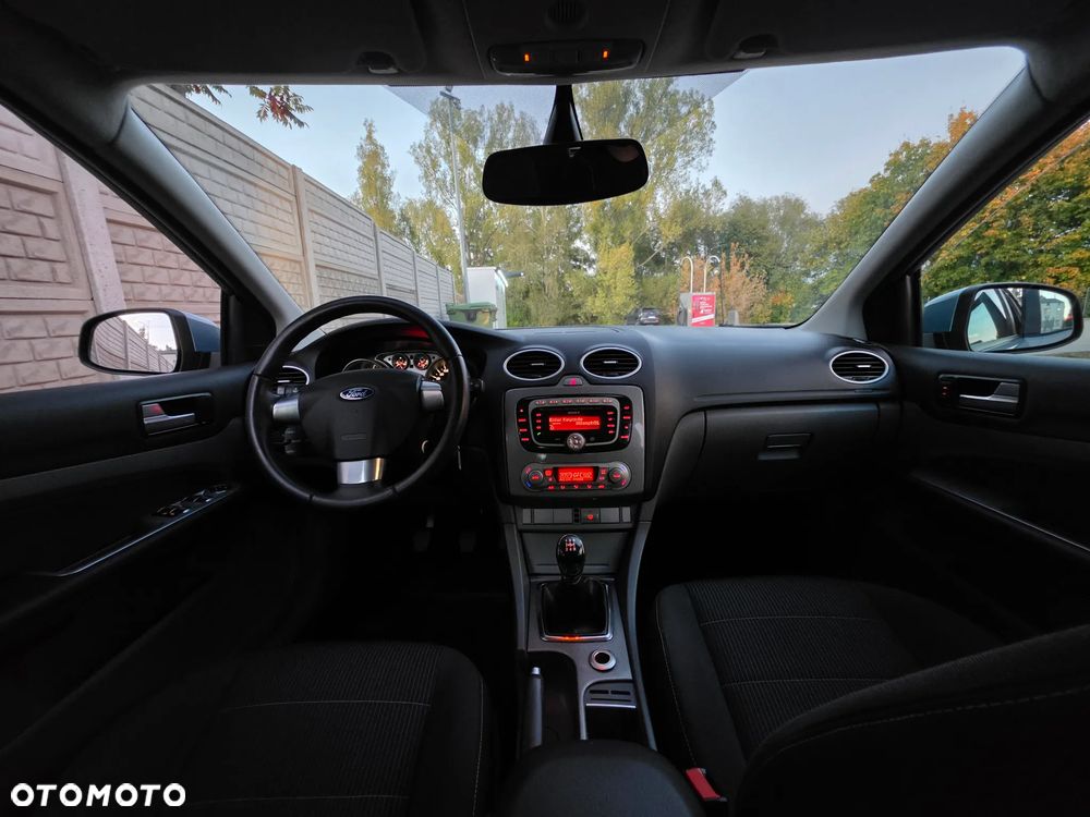 Ford Focus - 12