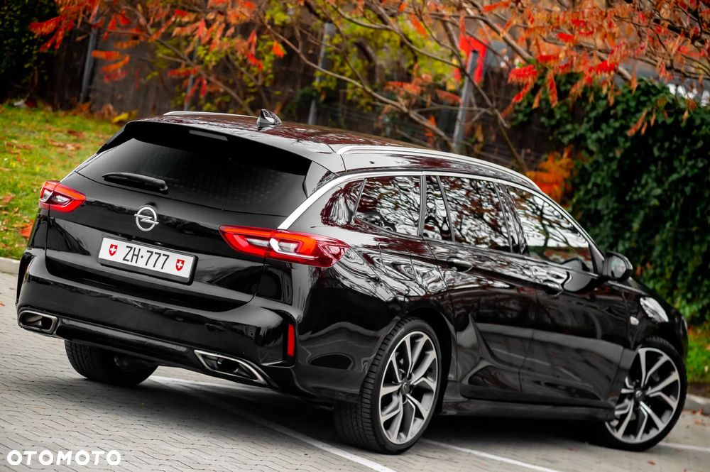 Opel Insignia 2.0 T 4x4 GSi S&S - 4
