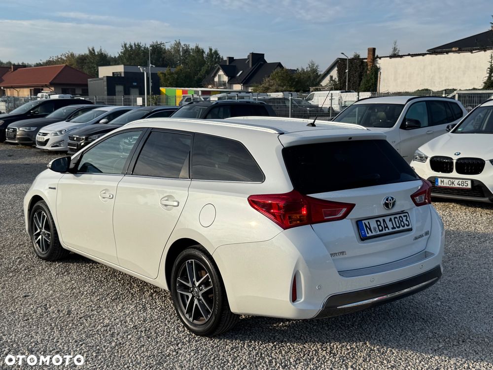 Toyota Auris - 17