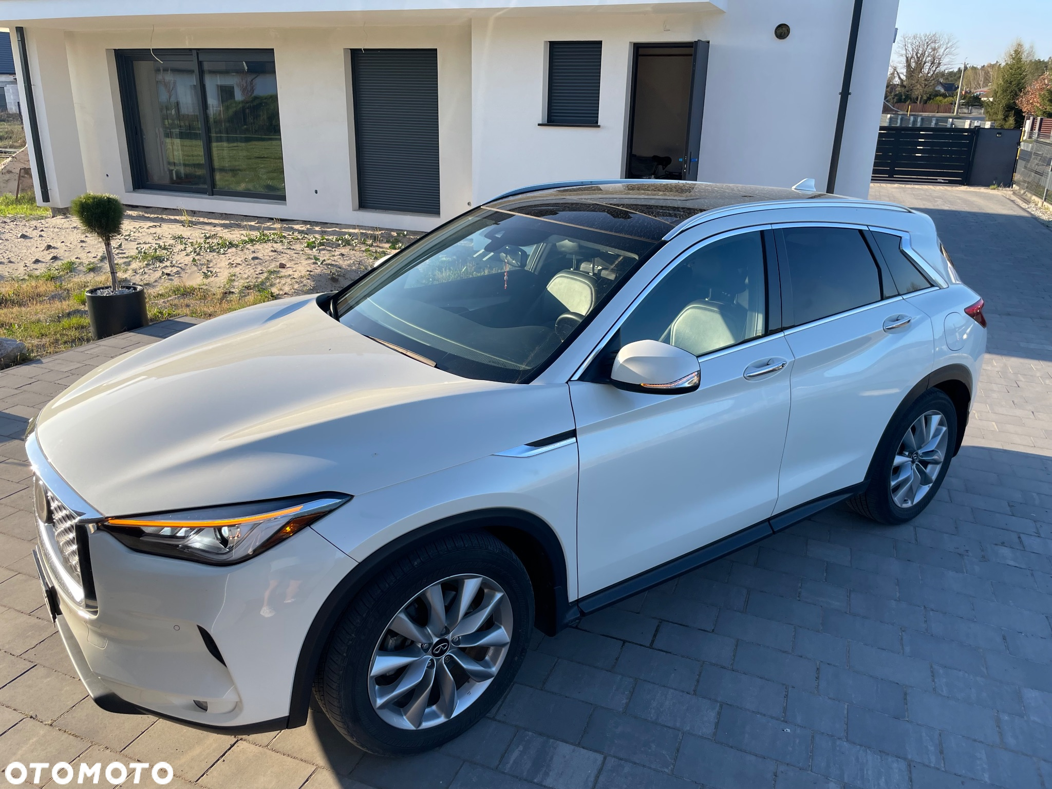 Infiniti QX50 - 13
