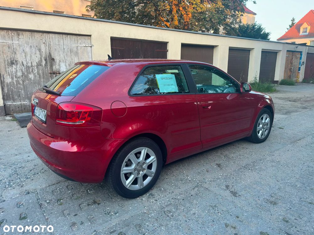 Audi A3 3-drzwiowe 2.0 TDI DPF Ambiente - 5