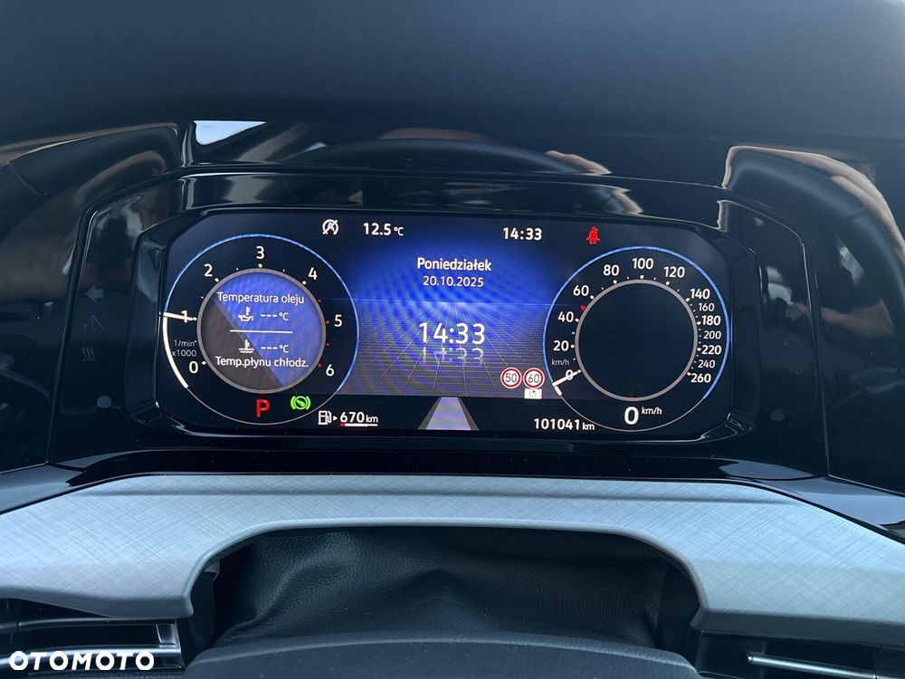 Volkswagen Golf - 16