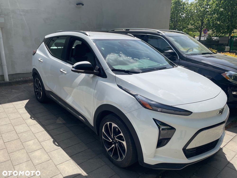 Chevrolet Bolt - 1