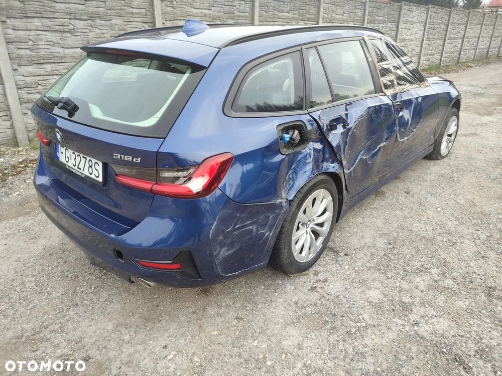 BMW Seria 3 318d Sport Line Shadow - 22