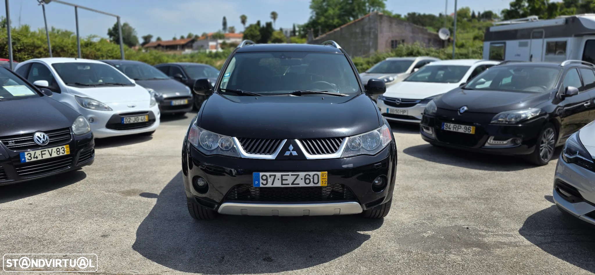 Mitsubishi Outlander 2.0 DI-D Intense+ 4WD - 21