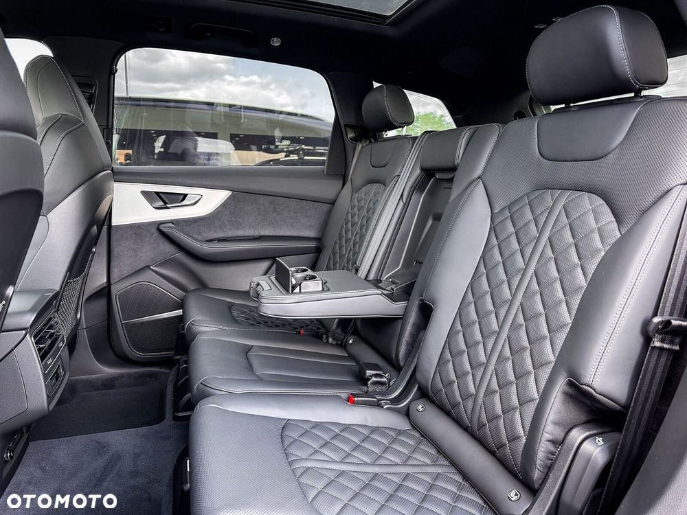 Audi Q7 - 40