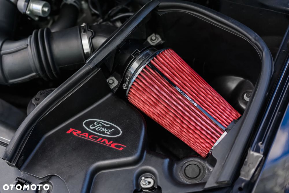 Ford Mustang 4.6 V8 GT Premium - 30