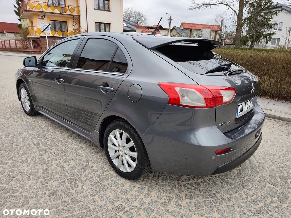 Mitsubishi Lancer 1.8 Intense - 3