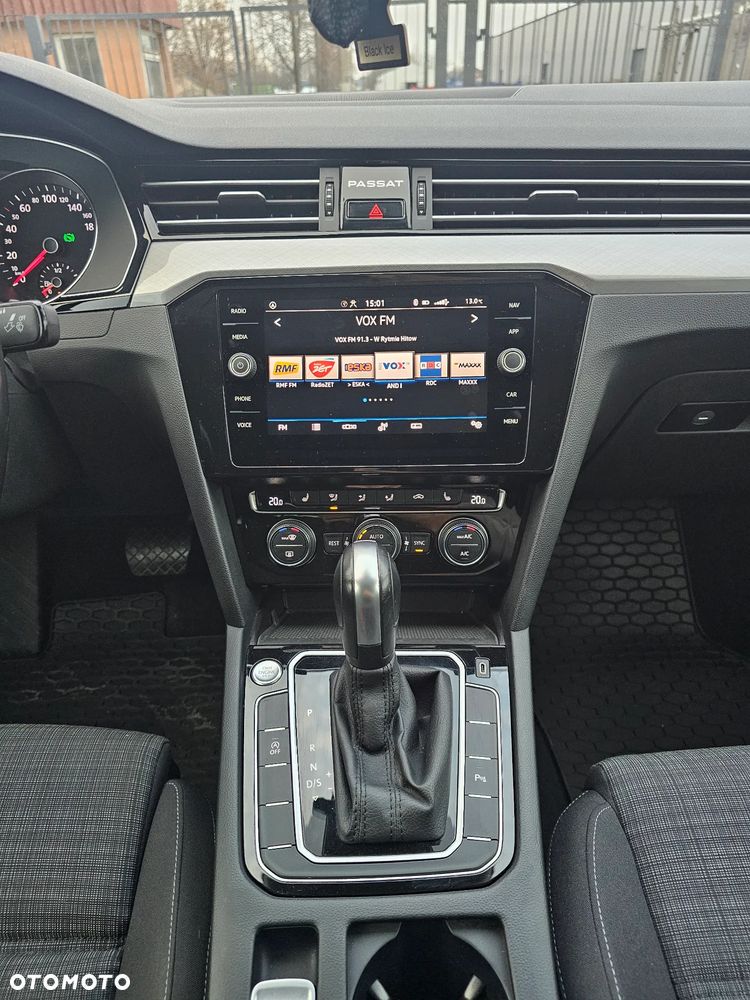 Volkswagen Passat 1.5 TSI EVO Business DSG - 11