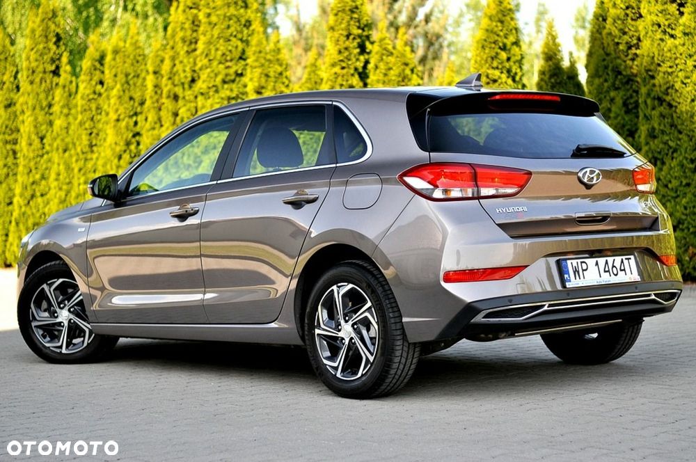 Hyundai i30 1.5 T-GDI 48V Executive - 33