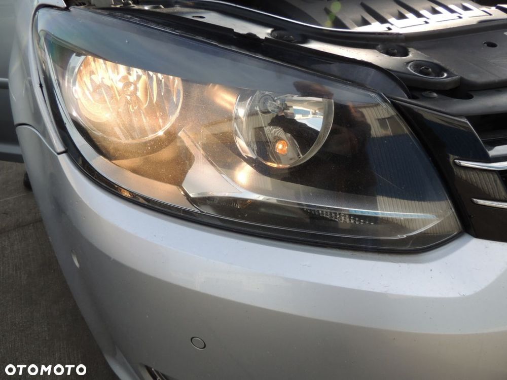 Lampa przód prawa VW Touran II lift 1T3 '11 GB - 1