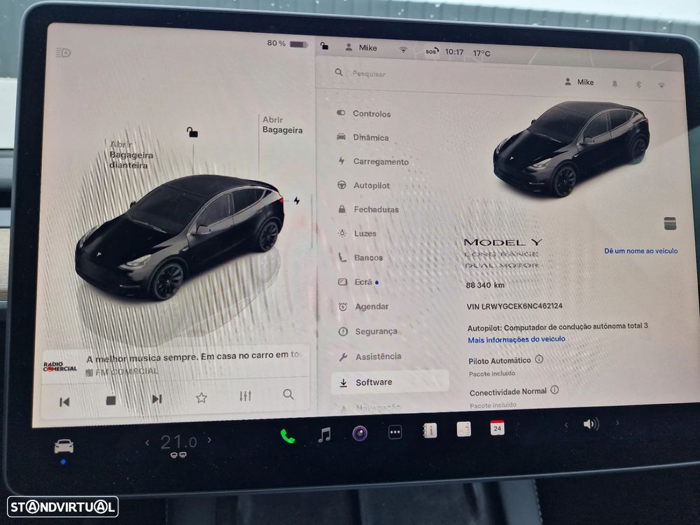 Tesla Model Y Long Range Dual Motor AWD - 16