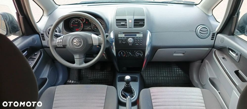 Suzuki SX4 - 11