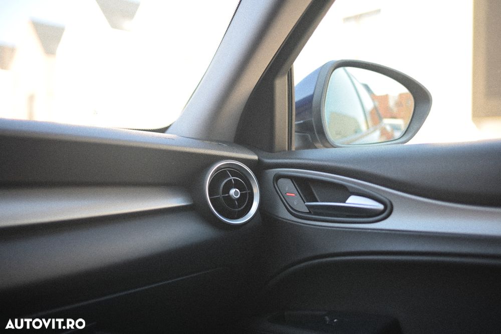 Alfa Romeo Stelvio 2.2 JTDM AWD AT8 Super - 10