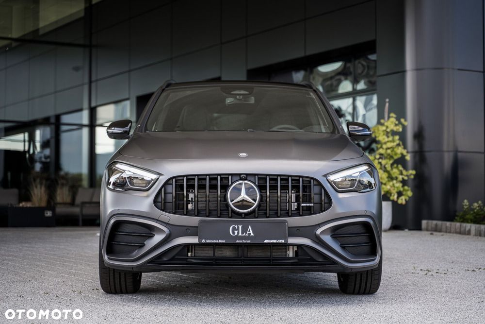 Mercedes-Benz GLA - 6