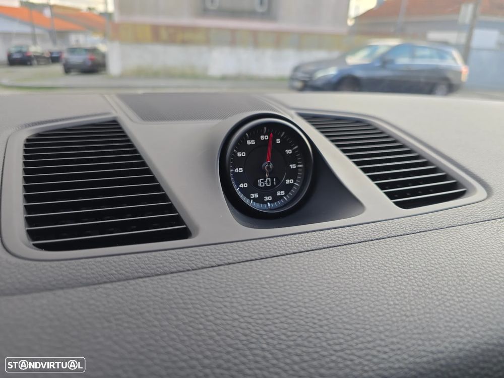 Porsche Cayenne Standard - 22