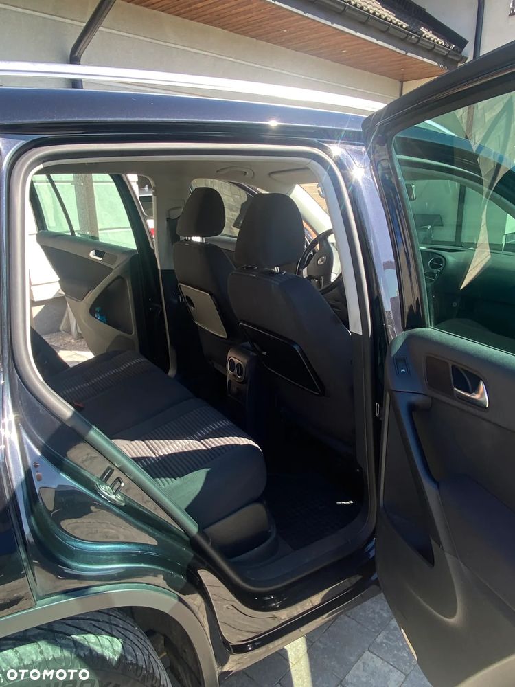 Volkswagen Tiguan - 11