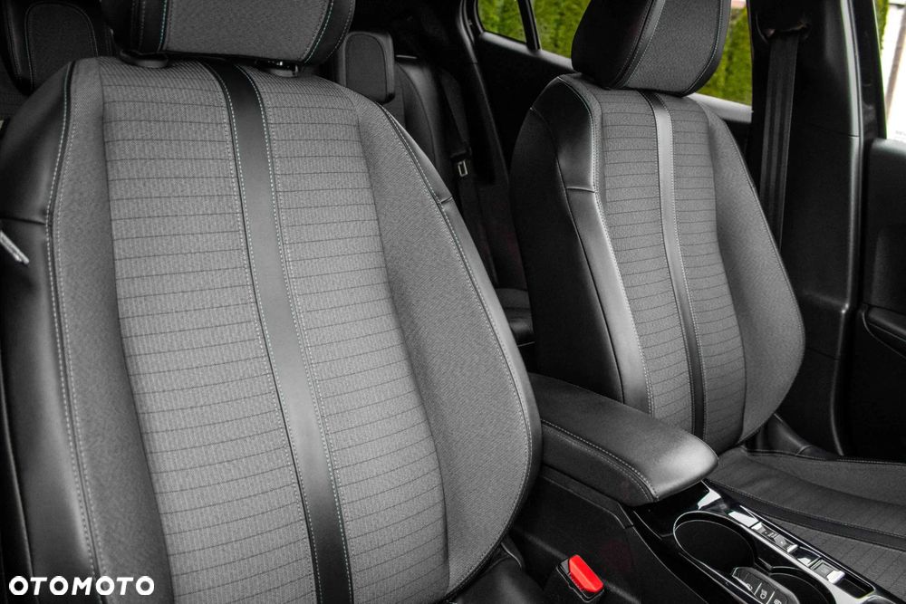 Peugeot 2008 1.2 PureTech GT S&S EAT8 - 29