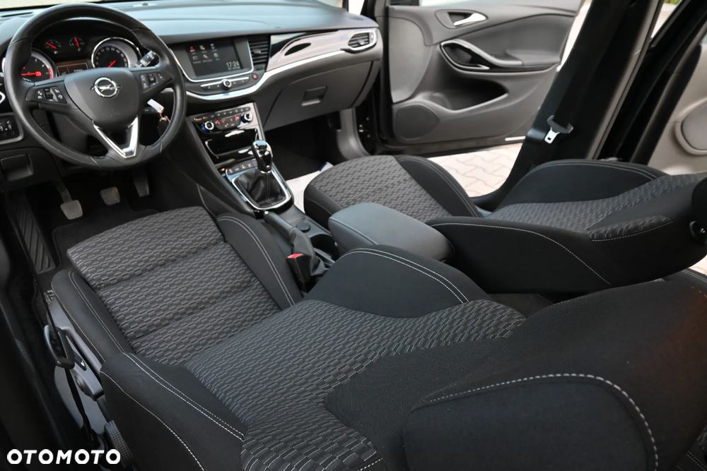 Opel Astra 1.4 Turbo Sport - 23