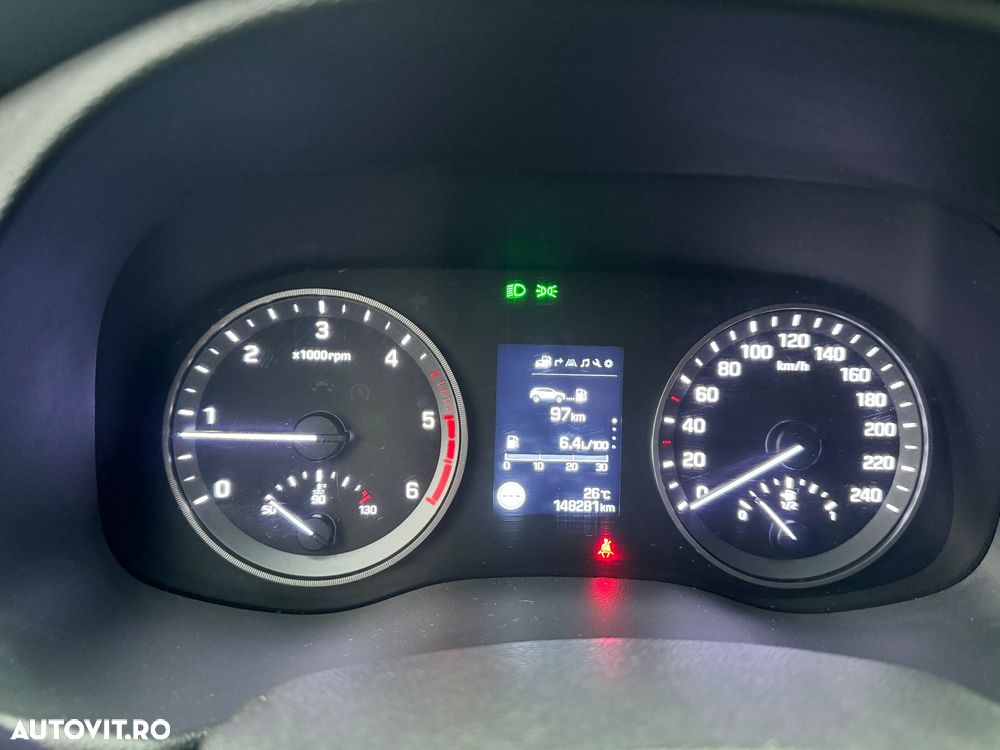 Hyundai Tucson 2.0 CRDI 4WD 6MT Style - 26