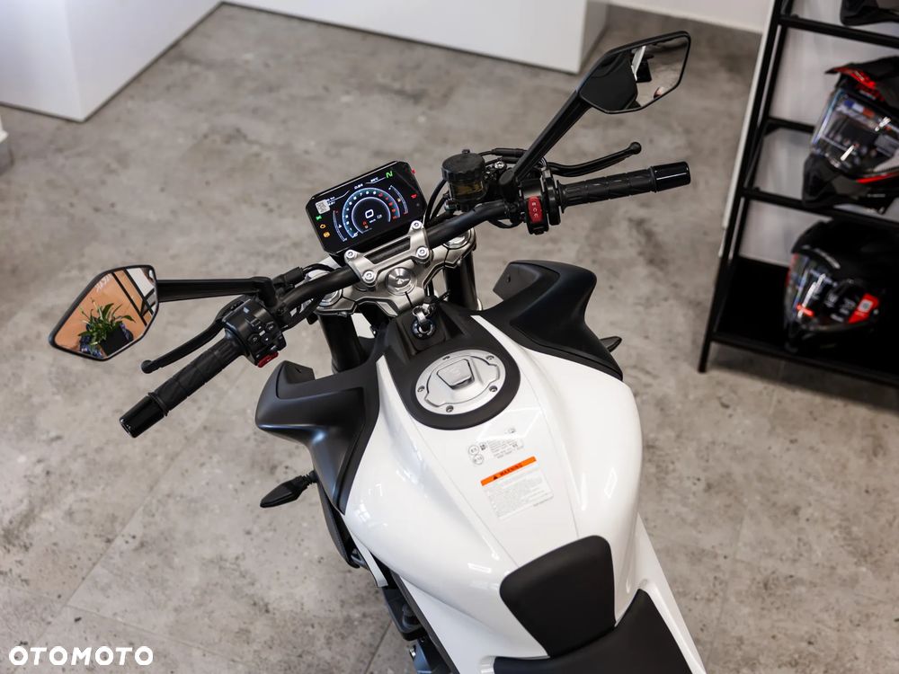 CFMoto 450NK - 5