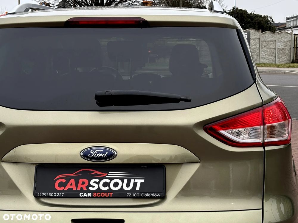 Ford Kuga 2.0 TDCi 4x4 Titanium - 9