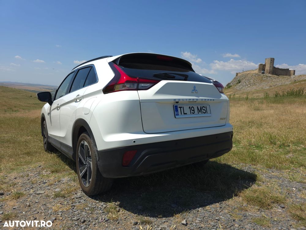 Mitsubishi Eclipse-Cross - 6