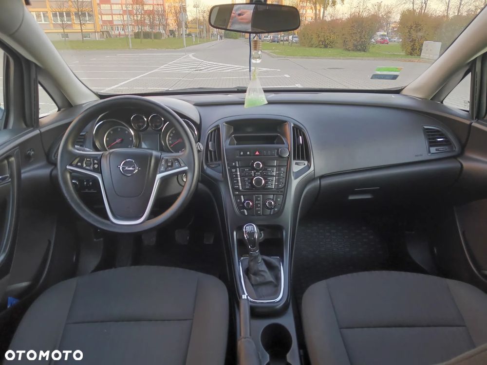 Opel Astra IV 1.7 CDTI Essentia - 9