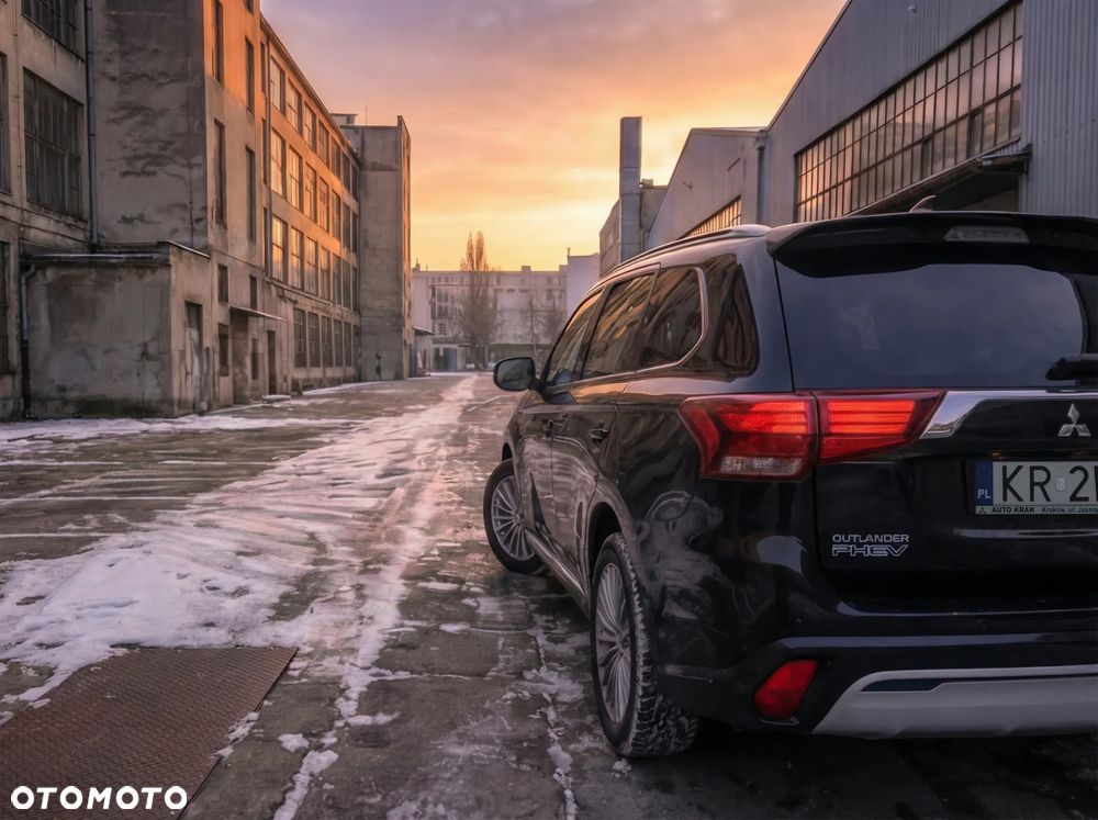 Mitsubishi Outlander Instyle - 2