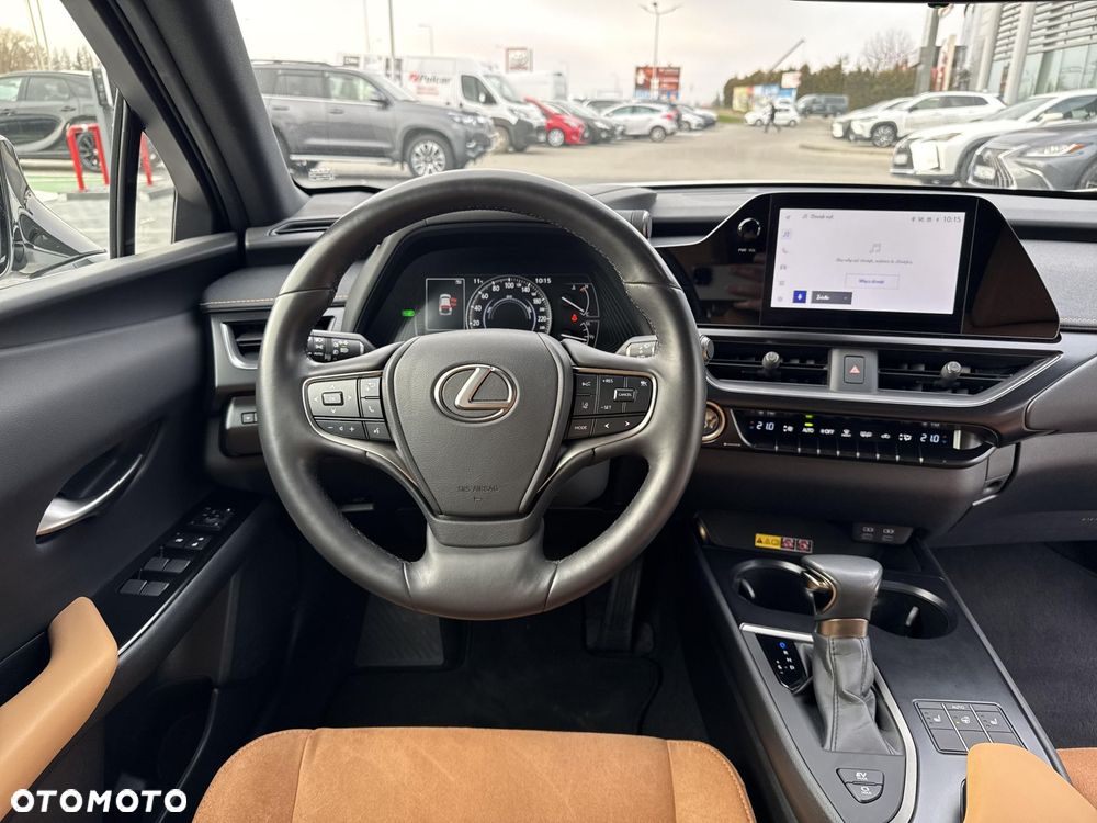 Lexus UX 250h GPF Business 2WD - 12