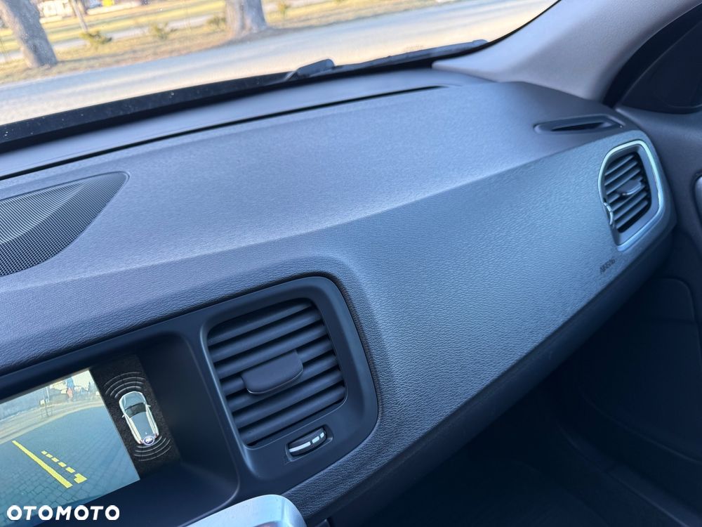 Volvo V60 - 21